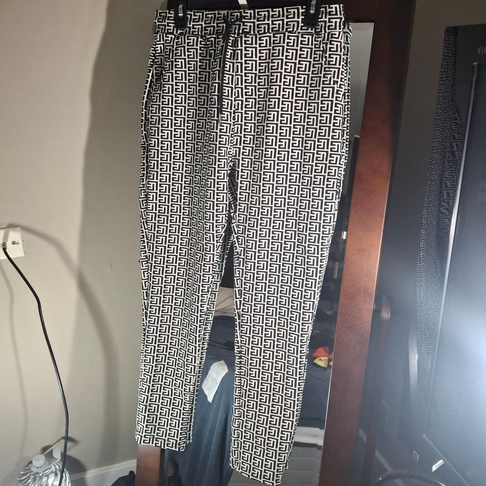 Thrill Black & White Geometric Print Pants